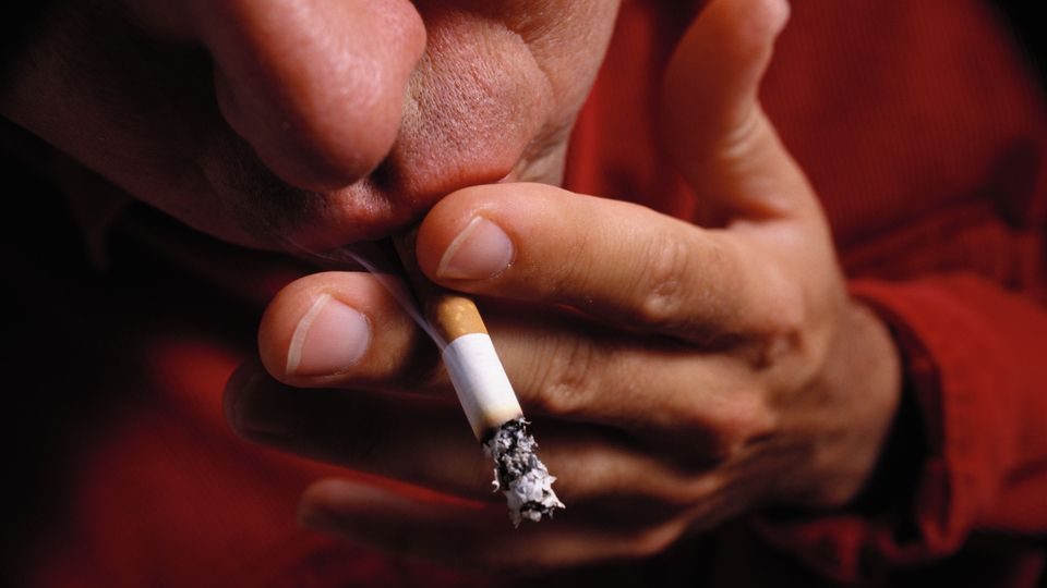 Crohn-betegség dohányzás hogyan lehet legyőzni a dohányzás iránti vágyát